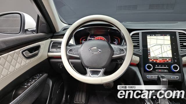 Renault Korea(Samsung) SM6 2.0 LPe RE (для людей с инвалидностью), 2016 13