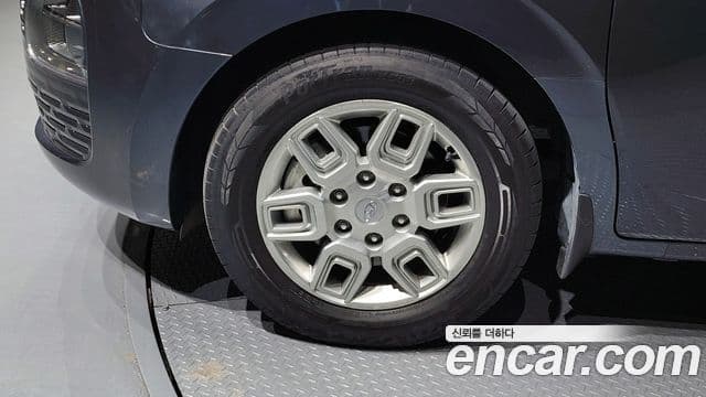 Hyundai Staria Modern, 2023 все фото