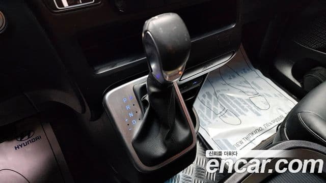 Hyundai Staria Modern, 2023 9