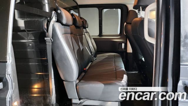 Hyundai Staria Modern, 2023 12