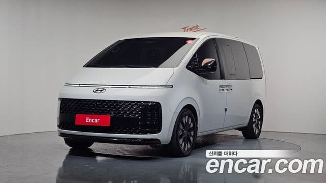 Hyundai Staria Inspiration, 2022 1