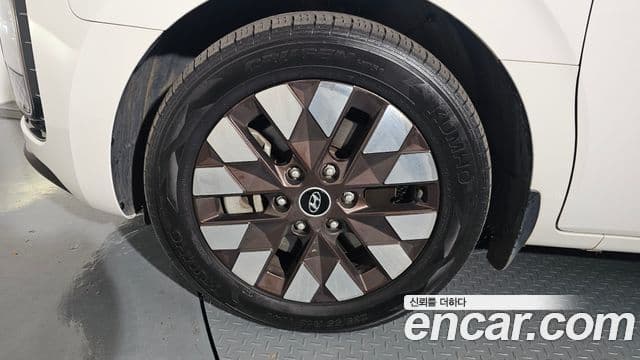 Hyundai Staria Inspiration, 2022 все фото