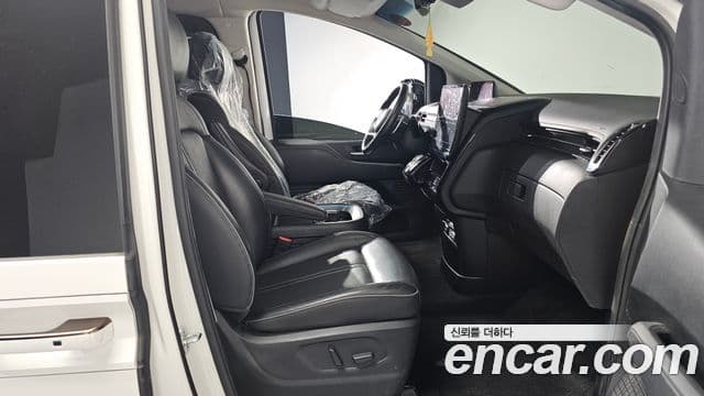 Hyundai Staria Inspiration, 2022 10