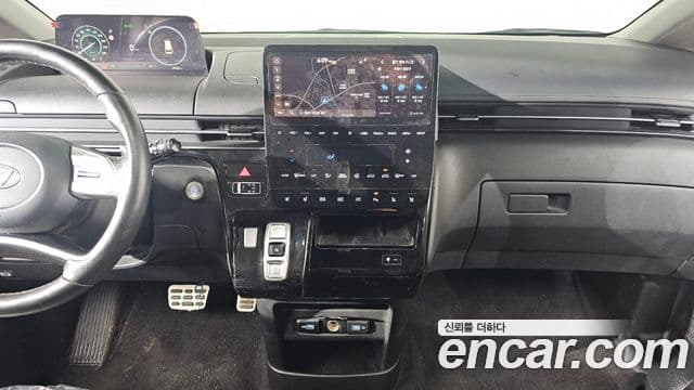 Hyundai Staria Inspiration, 2022 14