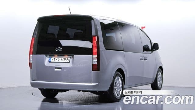 Hyundai Staria Modern, 2023 2