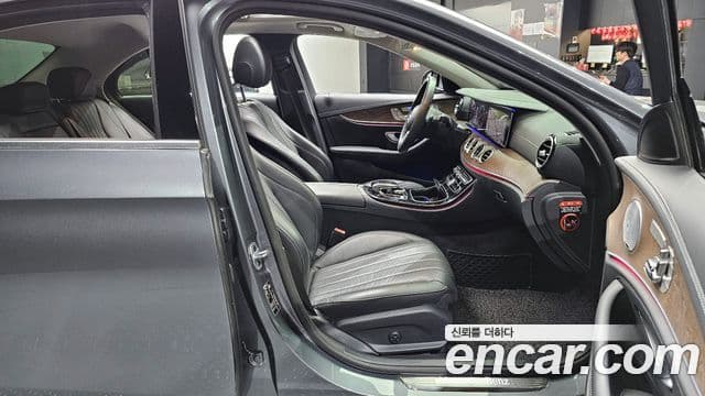 Mercedes-Benz E-класс W213 Exclusive, 2019 10