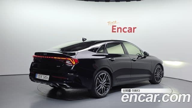 Kia K5 3세대 Signature, 2021 2