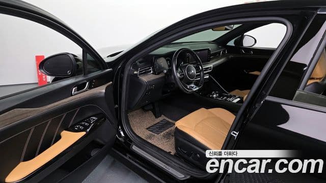 Kia K5 3세대 Signature, 2021 10