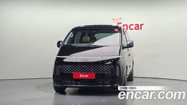 Hyundai Staria Inspiration, 2023 3