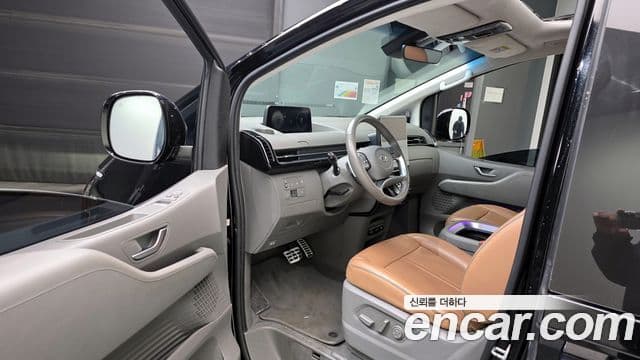 Hyundai Staria Inspiration, 2023 10