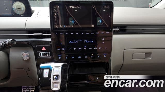 Hyundai Staria Inspiration, 2023 17