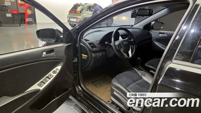 Hyundai Accent(новый кузов / новое поколение) Modern, 2017 10