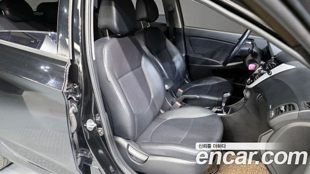 Hyundai Accent(новый кузов / новое поколение) Modern, 2017 12