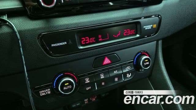 Kia Niro Luxury, 2017 15