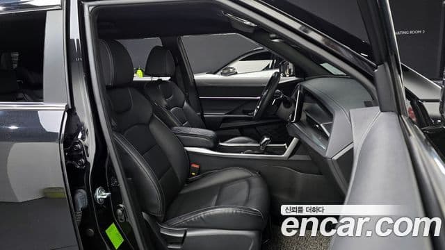 KG모빌리티(SsangYong) Torres T7, 2023 10