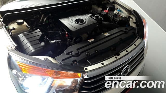 KG모빌리티(SsangYong) Korando 투리스모 4WD RX 11인승, 2018 6