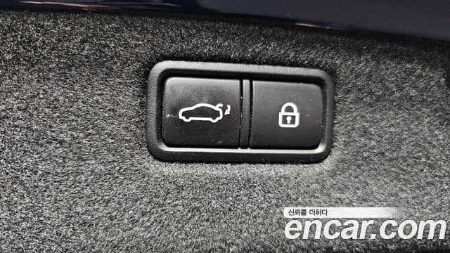 Genesis G70 Elite, 2019 19