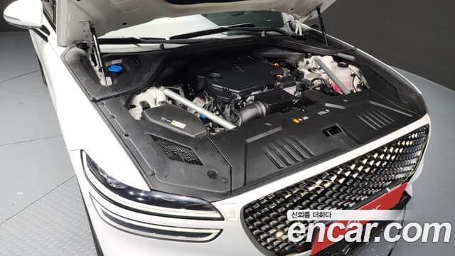 Genesis GV70, 2021 6