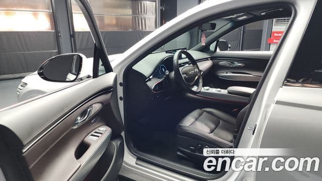 Genesis GV70, 2021 10