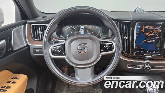 Volvo XC60 2세대 B5 Inscription, 2021 13
