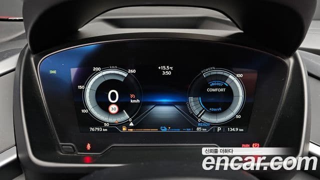 BMW i8 Roadster, 2019 8