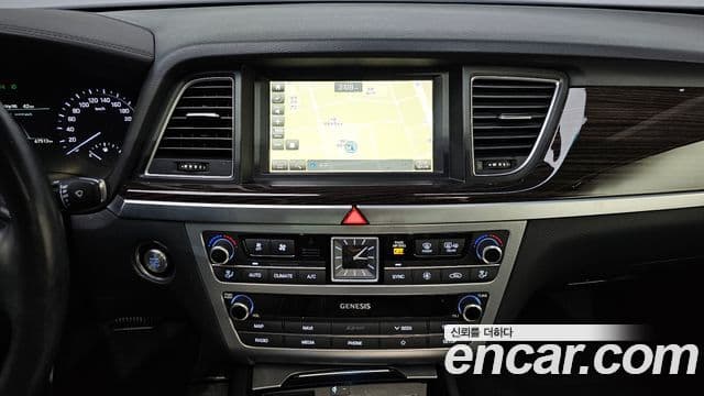 Genesis G80 Luxury, 2019 18