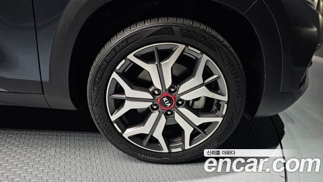 Kia Seltos Signature, 2022 все фото