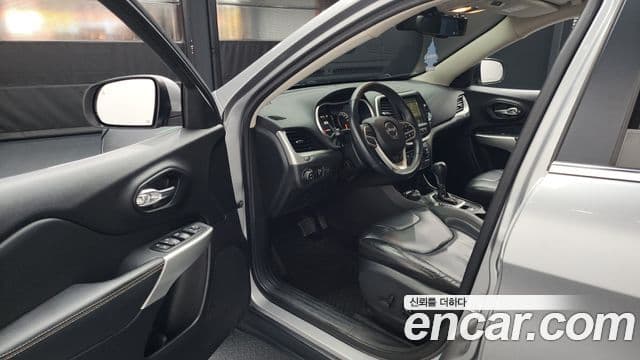 Jeep Cherokee(KL) 2.4 Longitude high AWD, 2017 10