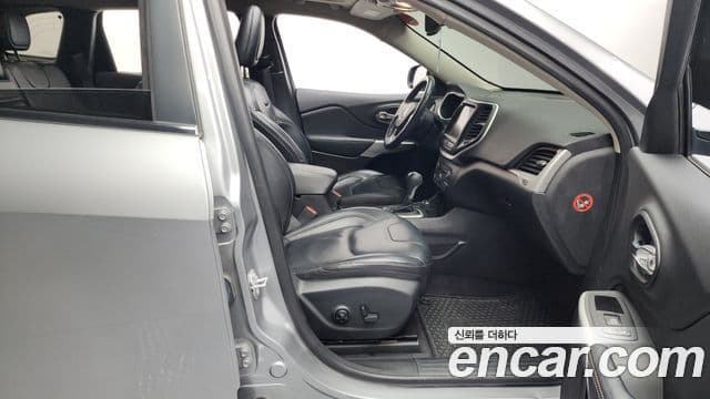 Jeep Cherokee(KL) 2.4 Longitude high AWD, 2017 11