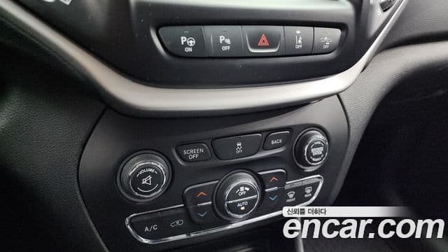 Jeep Cherokee(KL) 2.4 Longitude high AWD, 2017 16