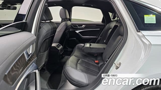 Audi A6 (C8) Premium, 2023 12