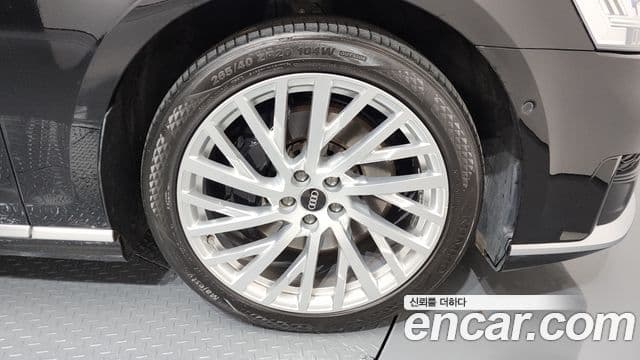 Audi A8 (D5) 55 TFSI Quattro LWB, 2021 все фото