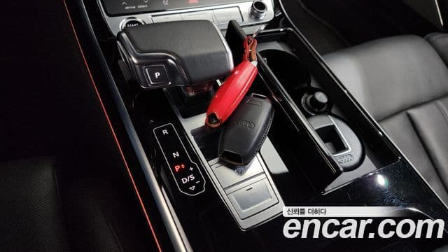 Audi A8 (D5) 55 TFSI Quattro LWB, 2021 9