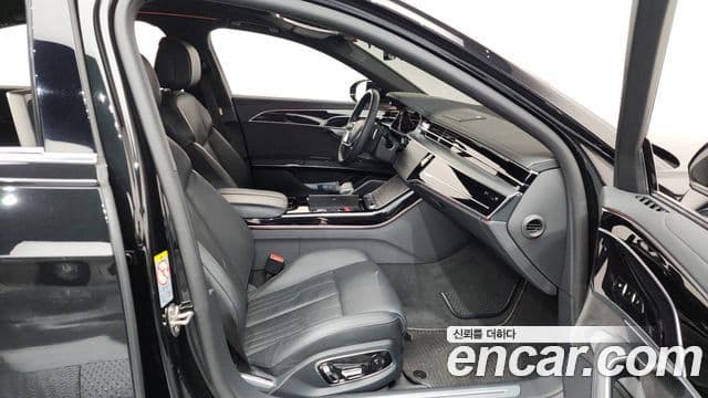 Audi A8 (D5) 55 TFSI Quattro LWB, 2021 11