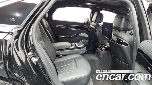 Audi A8 (D5) 55 TFSI Quattro LWB, 2021 12