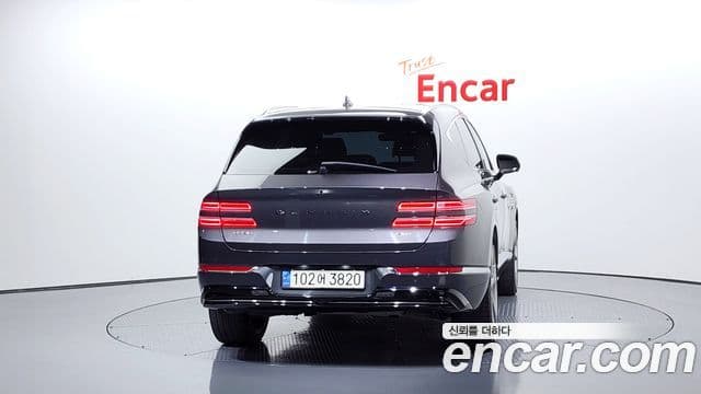 Genesis GV80, 2021 4