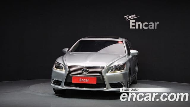 Lexus LS460 XF40, 2014 3