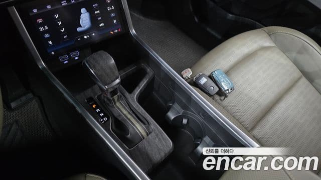 KG모빌리티(SsangYong) Torres T7, 2023 9