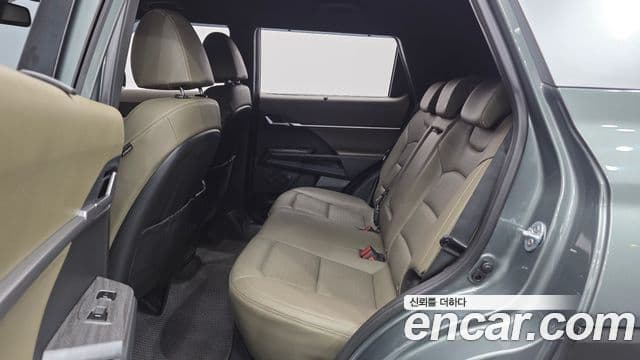 KG모빌리티(SsangYong) Torres T7, 2023 12