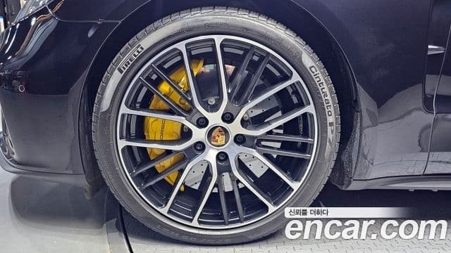 Porsche Panamera (971) 4.0 турбо S, 2022 все фото
