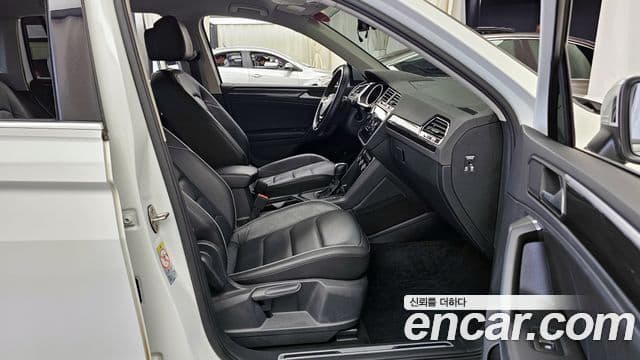 Volkswagen Tiguan 2세대 Premium, 2020 11