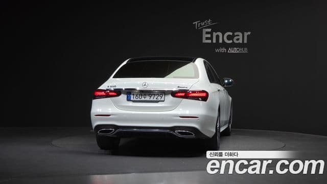 Mercedes-Benz E-класс W213 AMG Line, 2022 4