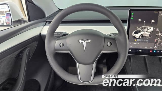 Tesla модель Y Long Range AWD, 2022 13