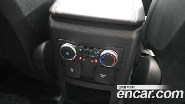 Ford Explorer 6세대 2.3 Limited 4WD, 2020 17