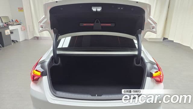 Kia K8 гибрид Noblesse, 2023 20