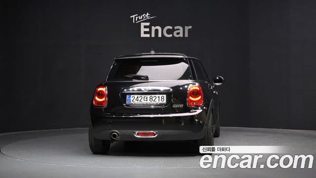 Mini Cooper 3세대, 2016 4