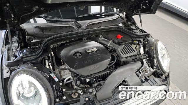 Mini Cooper 3세대, 2016 6