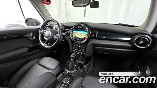 Mini Cooper 3세대, 2016 7