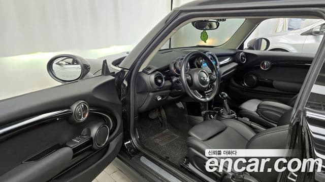 Mini Cooper 3세대, 2016 10