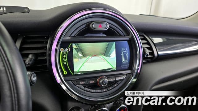 Mini Cooper 3세대, 2016 15